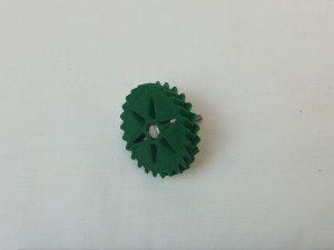To assemble, push the M3x25mm hex head screw through the large gear.